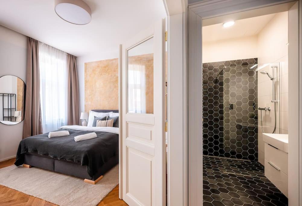 Apartment 3br & 2,5bath Heaven Of Harmony 2 Theater View Prague